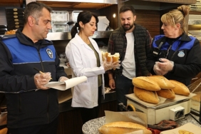 bayraklida-yilbasi-oncesi-denetimler-artti.jpg