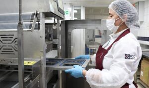 bcc-catering-manisa-merkez-mutfagiyla-sanayi-bolgelerinde-buyuyor-GvCRVCd5.jpg
