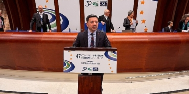 belediye-baskani-aridan-avrupa-konseyinde-tarihi-konusma.jpg