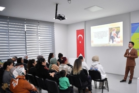 beylikduzunde-nesiller-arasi-aktarim-semineri-duzenlendi.jpg