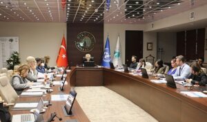birlesmis-milletler-dunya-2023-uyusturucu-raporu-aciklandi-turkiye-halk-sagligi-acisindan-metamfetamin-sorunuyla-karsi-zSgC3cxv.jpg