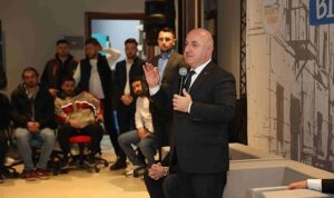 biyik-yeni-yuzyilda-genclerle-birlikte-yol-yuruyecegiz-TRQWz1Tt.jpg