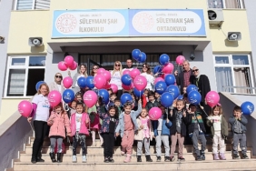 bor-holdingin-gulumseten-yarinlar-projesi-sakaryada-minik-yuzleri-guldurdu.jpg