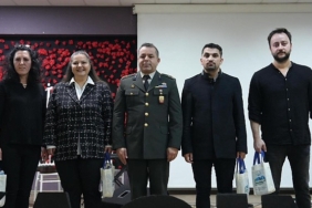 burhaniyeli-ogretmenler-yemekte-bulustu.jpg