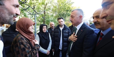 buyukakin-dogalgaz-patlamasindan-etkilenen-vatandaslari-ziyaret-etti.jpg
