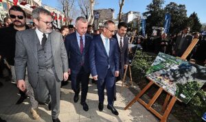 buyukakin-kocaeli-deprem-bolgesinden-elini-cekmedi-34xJbrpe.jpg