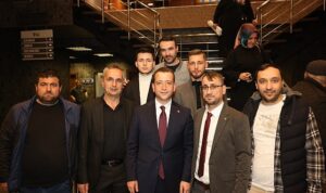 buyukakin-ve-tutusa-manavlardan-yogun-ilgi-HjJKvMjO.jpg