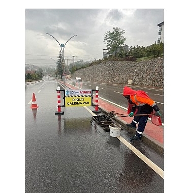 Büyükşehir ekipleri yağışa karşı teyakkuzda