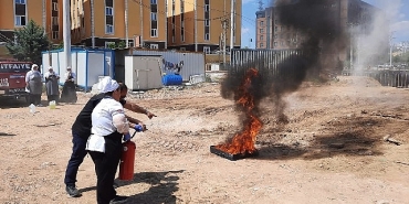 buyuksehir-itfaiyesinden-uygulamali-egitimi.jpg