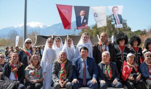 buyuksehir-nevruzu-buyuk-bir-coskuyla-kutladi-ueEkVxKc.jpg