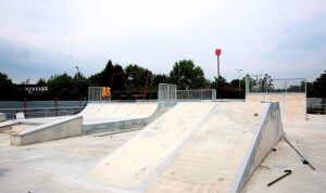 buyuksehirden-golcuk-sahiline-skate-park-GSQyjEWK.jpg