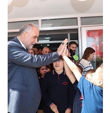 Canik'te Hem Öğrenciler Hem Aileler Sevinçli