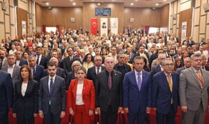 cankaya-belediye-baskani-huseyin-can-guner-sosyal-demokrasi-derneginin-duzenledigi-21inci-yuzyilda-yeni-sosyal-jN1FE6GG.jpg
