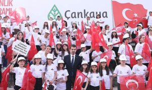 cankaya-belediyesi-23-nisan-ulusal-egemenlik-ve-cocuk-bayramini-birbirinden-renkli-etkinliklerle-ilcenin-dort-MKaYnH7p.jpg