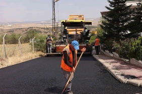 cankayada-asfalt-calismalari-suruyor.jpg