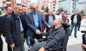 cayirova-belediye-baskan-adayi-ve-cayirova-belediye-baskani-bunyamin-ciftci-cayirovalilarla-bir-araya-gelmeyi-nPFAAjpQ.jpg