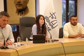 cesme-belediyesi-aralik-ayi-olagan-meclis-toplantisi-gerceklestirildi.jpg