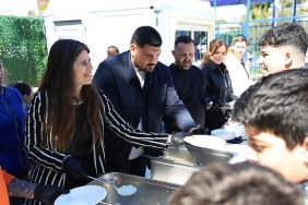cesme-belediyesinden-okullara-sosyal-alan-destegi.jpg