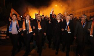 ciftciden-miting-gibi-acik-hava-toplantisi-amzvhDPr.jpg