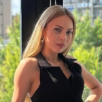 Çocuk yaşta ekmeğini kazanmaya başladı: Rabia Uçar, girişimciliğe uzanan yolu kendisi çizdi