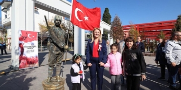 cumhuriyet-bizim-senlikleri-bakirkoyun-dort-bir-yaninda-devam-ediyor.jpg