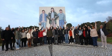 deniz-gezmis-78-yasinda-guzelbahcede-saygiyla-anildi.jpg