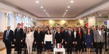 deude-cumhuriyet-coskusu.jpg