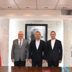 edremit-belediye-baskani-mehmet-ertas-chp-genel-baskani-ozgur-ozelin-balikesir-ziyaretine-katildi.jpg