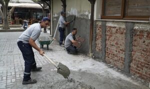 efes-selcuk-belediyesi-ilcedeki-tum-umumi-wc-isletmelerinde-koklu-bir-calisma-baslatti-nXH3AZVu.jpg