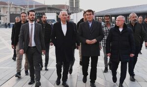 efkan-aladan-osmangazi-meydanina-tam-not-ss21MvH8.jpg