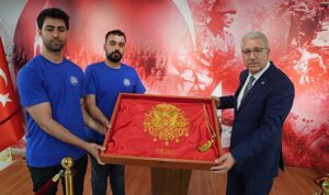 ege-universitesinde-57-alay-temsili-sancagini-1-milyonun-uzerinde-kisi-ziyaret-etti-DISxYCEV.jpg
