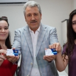 ege-universitesinin-mezun-kart-uygulamasi-yogun-talep-gormeye-devam-ediyor.jpg