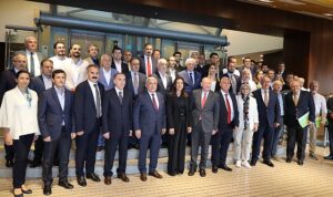 egeli-zeytin-zeytinyagi-ihracatcilari-ambalajli-ihracati-odullendirdi-g3i3ZhCd.jpg