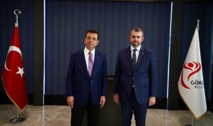 ekrem-imamoglu-gungoren-belediye-baskani-bunyamin-demire-tebrik-ziyaretinde-bulundu-u5hFFZQe.jpg