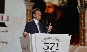 ekrem-imamoglu-istanbulun-fethinin-571-yildonumu-etkinliklerinde-konustu-nDFF2yNO.jpg