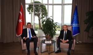 ekrem-imamoglu-kucukcekmece-belediye-baskani-kemal-cebiye-tebrik-ziyaretinde-bulundu-d8XzWp2J.jpg