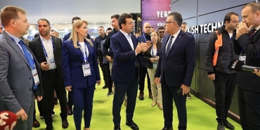 ekrem-imamoglu-tusas-standini-ziyaret-etti.jpg