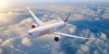 emiratesin-premium-ekonomi-sinifli-yenilenmis-boeing-777leri-abdde-alti-sehre-hizmet-verecek.jpg