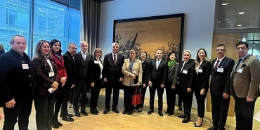 ertan-ab-turk-demir-celigine-kotayi-kaldirsin.jpg