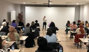 girisimci-kadinlar-ankarada-ilham-verici-bir-seminer-ile-bulusuyor-x6Dpu3SP.jpg
