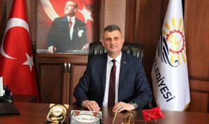 golcuk-belediye-baskani-ali-yildirim-sezer-yayinladigi-mesaj-ile-tum-isci-ve-emekcilerin-1-pRfQY3sy.jpg