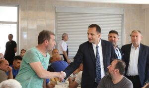 guclu-bornova-icin-sanayi-sitelerine-destek-udflxpVg.jpg