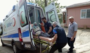 hasta-nakil-ambulanslariyla-tedaviye-guvenli-ulasim-vhOsFg7c.jpg