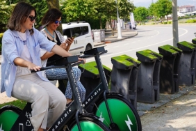 hem-bedenlerini-hem-telefonlarini-sarj-ettiler-2024te-109-bin-73-dakika-pedal-cevrildi.jpg