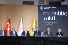 hz-mevlananin-751-vuslat-yil-donumu-uluslararasi-anma-torenlerinin-tanitim-toplantisi-yapildi.jpg