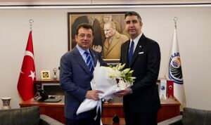 ibb-baskani-ekrem-imamoglu-kartal-belediye-baskani-gokhan-yuksele-tebrik-ziyaretinde-bulundu-OfcmVL42.jpg