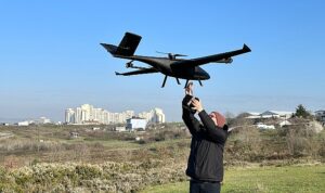 idea-universal-afet-ve-savas-bolgelerine-insansiz-hava-araclariyla-drone-ulasacak-My4UOiB6.jpg