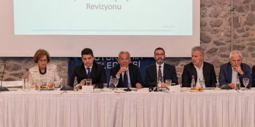 iekkkde-yelkenbicer-donemi.jpg