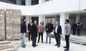 ikcu-dis-hastanesi-temmuzda-yeni-binasinda-kbNCsY5l.jpg