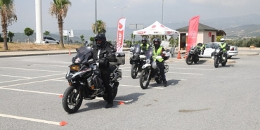 ileri-surus-motosiklet-egitimleri-yenisehir-belediyesinin-destekleriyle-veriliyor.jpg